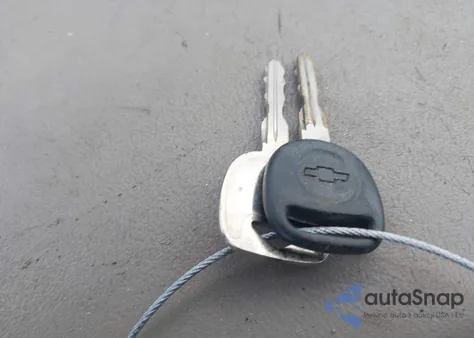 2005 Chevrolet Silverado 1500 Work Truck from USA, damaged, VIN 1GCEC14X15Z251848